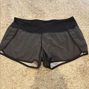 Lululemon speed Up Shorts, size 6